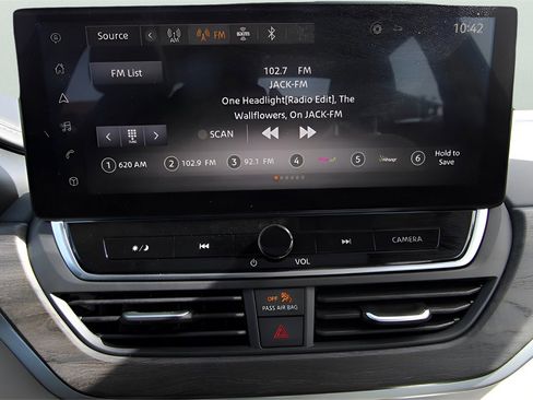 Used 2024 Nissan Altima 2.5 SL image 19