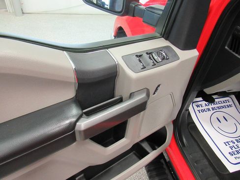 Used 2022 Ford F350 XLT w/ XLT Value Package AWD/4WD image 38