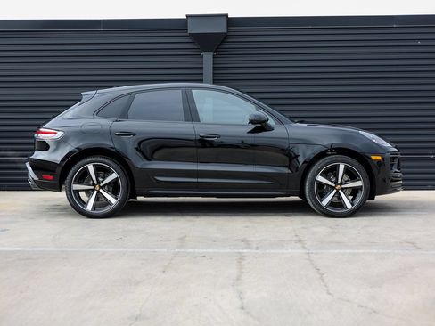 Certified 2026 Porsche Macan S AWD/4WD image 8