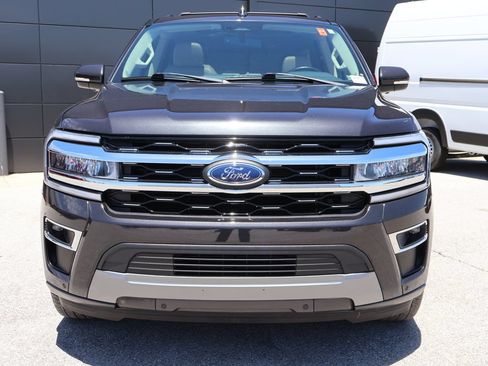 Used 2024 Ford Expedition Limited AWD/4WD image 7