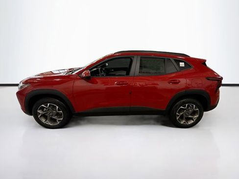 New 2026 Chevrolet Trax LT w/ Driver Confidence Package image 9
