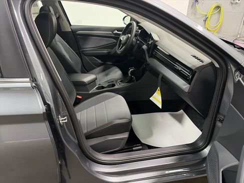 New 2026 Volkswagen Jetta SE image 31