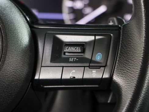 Used 2023 Nissan Rogue SV FWD image 14
