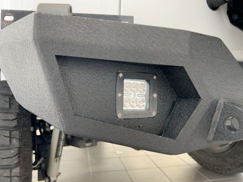 Used 2021 Jeep Wrangler Unlimited Sahara image 35