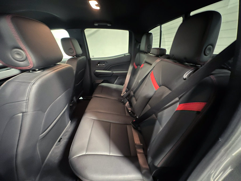 Used 2024 Chevrolet Colorado Z71 w/ Z71 Convenience Package 2 AWD/4WD image 19
