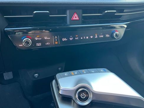 Certified 2024 Kia EV6 Wind w/ Wind Technology Package image 21