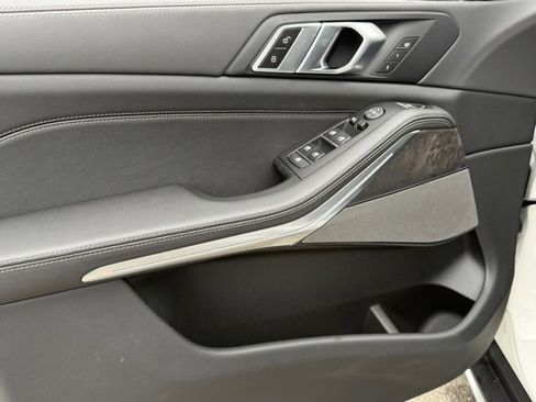 New 2026 BMW X5 sDrive40i w/ Premium Package image 15