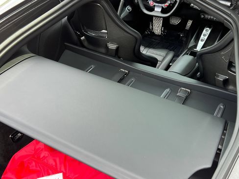 Used 2020 Ferrari 812 Superfast RWD image 36