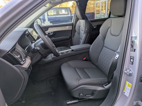 New 2026 Volvo XC90 B5 Plus w/ Protection Package image 15