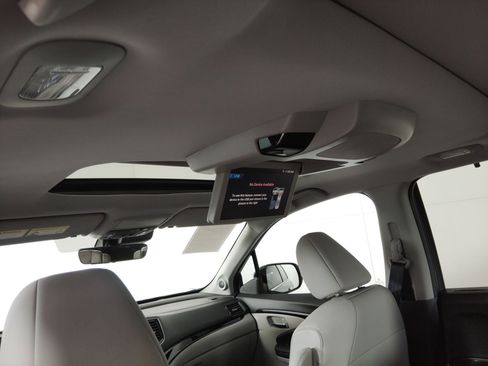 Certified 2021 Honda Pilot Elite image 26