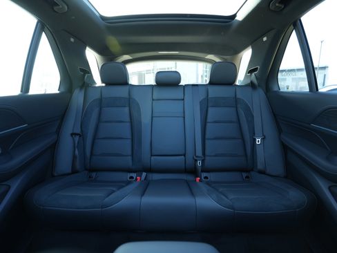 New 2026 Mercedes-Benz GLE 53 AMG 4MATIC image 39