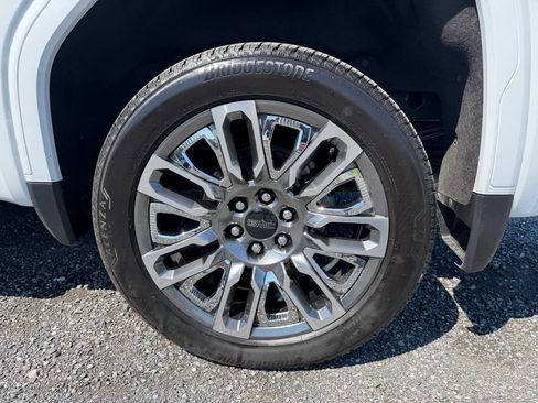 Used 2026 GMC Sierra 1500 Denali Ultimate AWD/4WD image 17