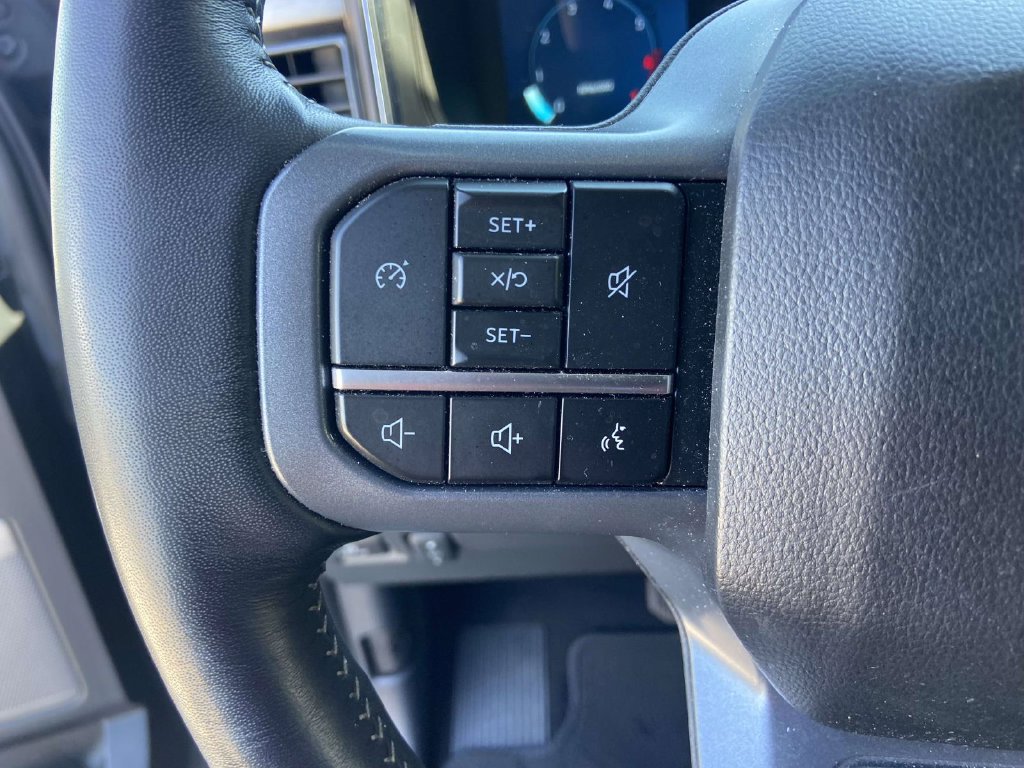 Used 2024 Ford F250 Lariat w/ Sport Appearance Package AWD/4WD image 29