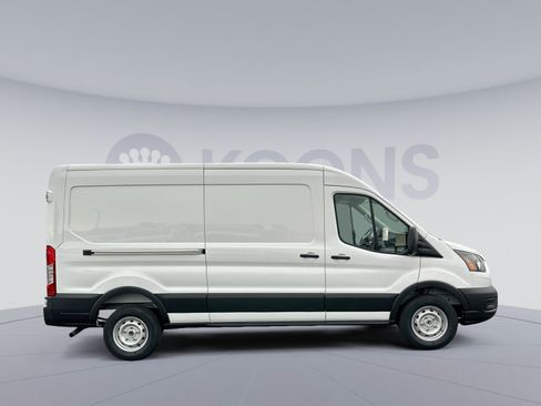 New 2026 Ford Transit 250 148 Medium Roof w/ Load Area Protection Package RWD image 8