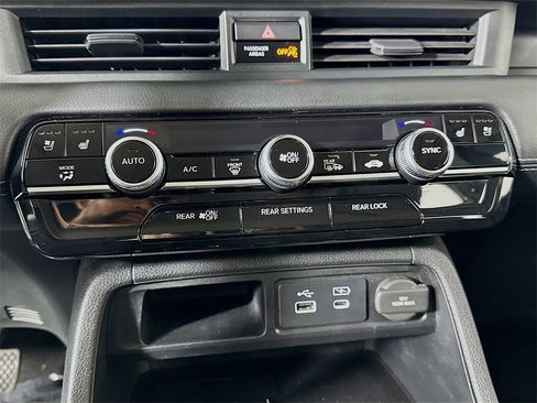 Used 2023 Honda Pilot Elite image 26