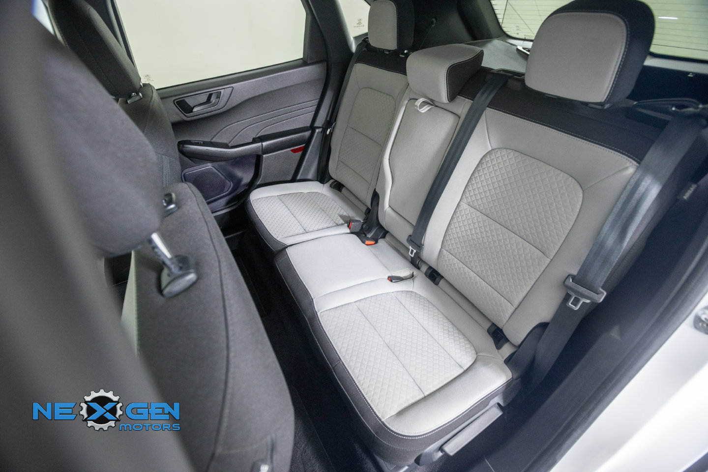 Used 2024 Ford Escape Active w/ Tech Pack #1 FWD image 34