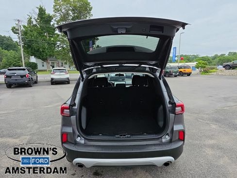 Used 2023 Ford Escape Active w/ Tech Pack #2 AWD/4WD image 9