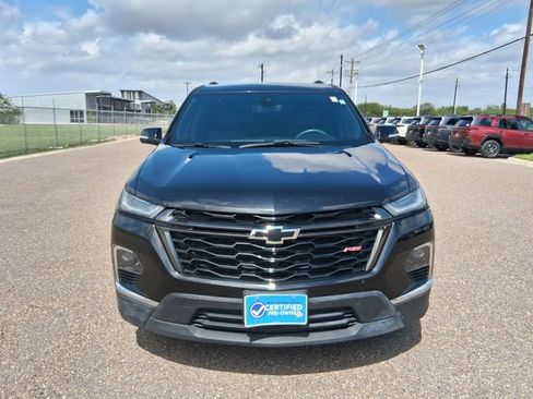 Used 2022 Chevrolet Traverse RS FWD image 2