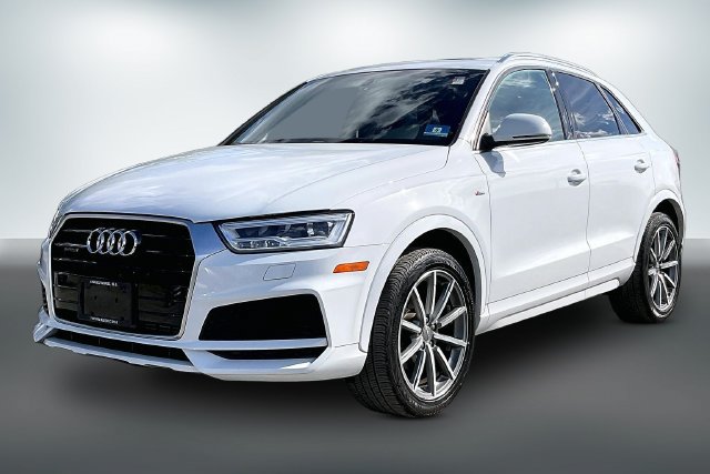 Used 2018 Audi Q3 2.0T Premium Plus w/ Premium Plus Package AWD/4WD image 2
