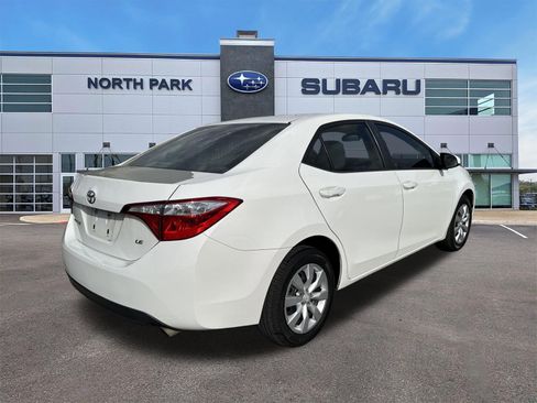 Used 2016 Toyota Corolla LE image 3