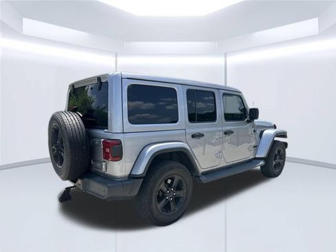 Used 2020 Jeep Wrangler Unlimited Sahara AWD/4WD image 5