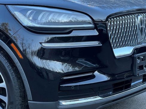Used 2022 Lincoln Aviator Reserve image 7
