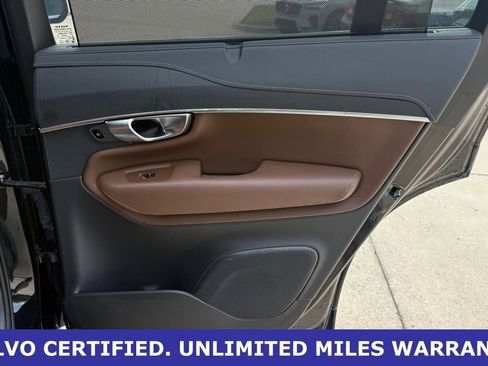 Certified 2024 Volvo XC90 T8 Ultimate w/ Protection Package Premier AWD/4WD image 17