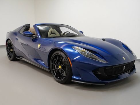 Certified 2021 Ferrari 812 GTS Base image 14