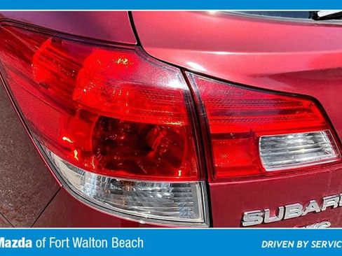 Used 2014 Subaru Outback 2.5i Premium AWD/4WD image 20