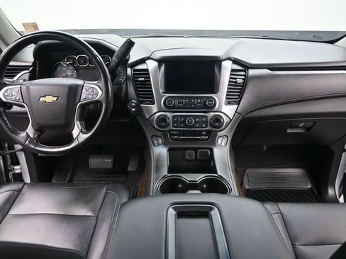 Used 2019 Chevrolet Suburban LT AWD/4WD image 16