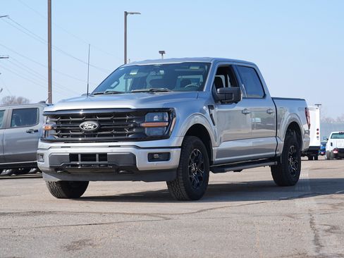 Used 2025 Ford F150 XLT w/ Equipment Group 302A MID image 8