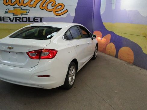 Used 2018 Chevrolet Cruze LT image 7