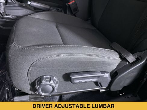 Used 2023 Jeep Wrangler Sport AWD/4WD image 9