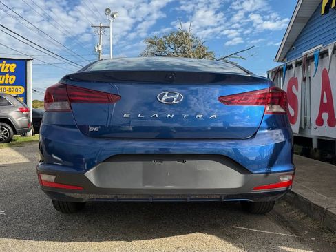 Used 2020 Hyundai Elantra SE FWD image 6