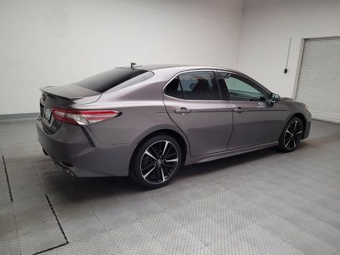 Used 2019 Toyota Camry XSE FWD image 10