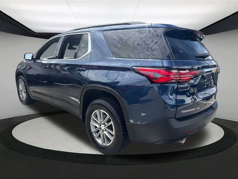 Used 2023 Chevrolet Traverse LT image 12