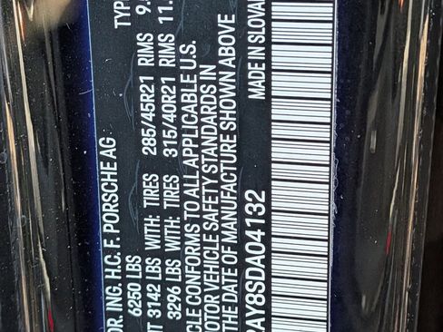 Certified 2025 Porsche Cayenne image 29