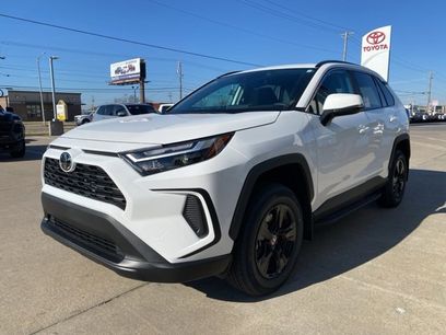 New 2025 Toyota RAV4 XLE