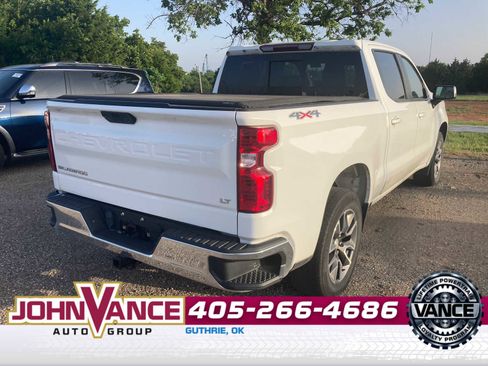 Used 2021 Chevrolet Silverado 1500 LT w/ Convenience Package II AWD/4WD image 7