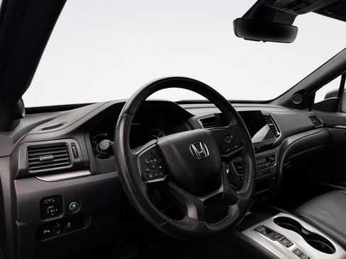 Used 2023 Honda Passport EX-L image 10