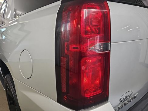 Used 2017 Chevrolet Tahoe Premier AWD/4WD image 42