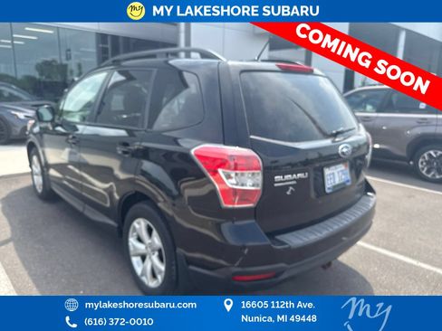 Used 2014 Subaru Forester 2.5i Premium w/ All-Weather Package AWD/4WD image 6
