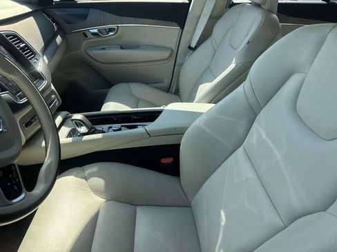 Used 2023 Volvo XC90 B6 Plus w/ Protection Package Premier AWD/4WD image 18