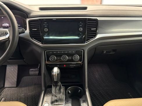 Used 2022 Volkswagen Atlas Cross Sport SE AWD/4WD image 29