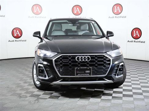 Used 2022 Audi Q5 2.0T Premium image 3