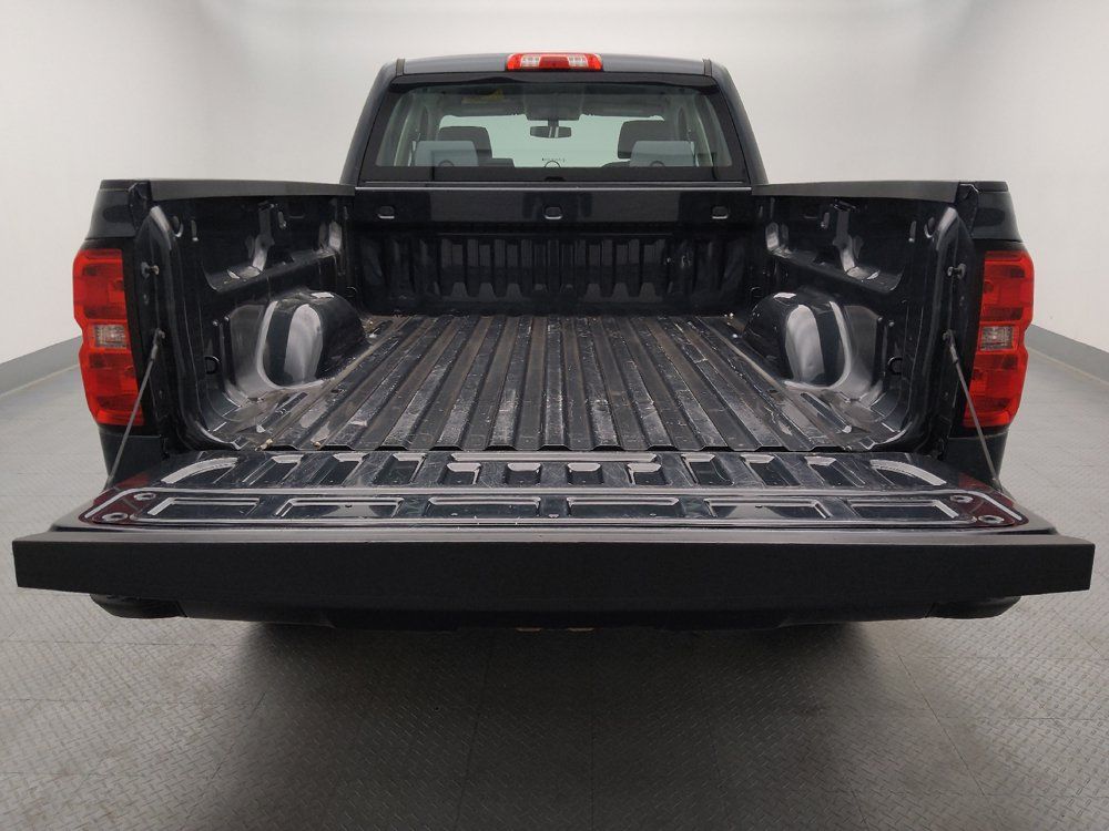 Used 2017 Chevrolet Silverado 1500 W/T AWD/4WD image 29