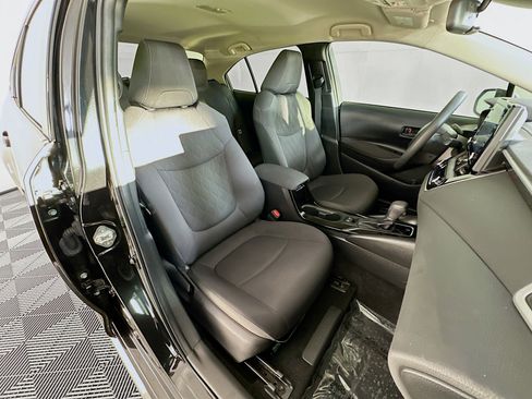 Used 2022 Toyota Corolla LE image 27