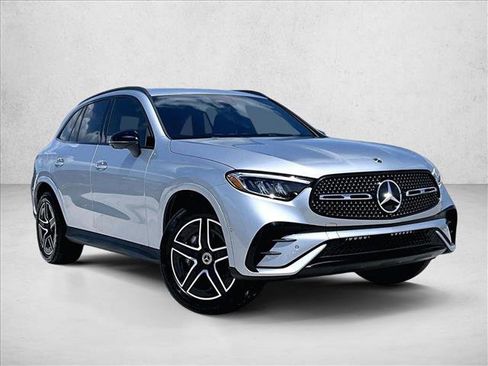 Used 2026 Mercedes-Benz GLC 300 4MATIC image 12