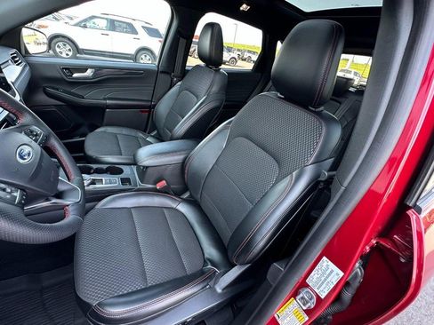 Used 2024 Ford Escape ST-Line w/ Tech Pack #1 AWD/4WD image 6