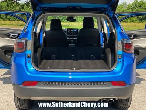Used 2022 Jeep Compass Limited AWD/4WD image 40